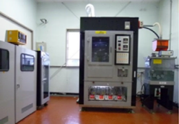 定流量フロー形ガス試験機GH-180VL ((株)山崎精機研究所製)装置外観